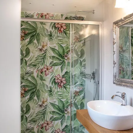 Affittacamere Residenza Le Colline Del Paradiso 4*