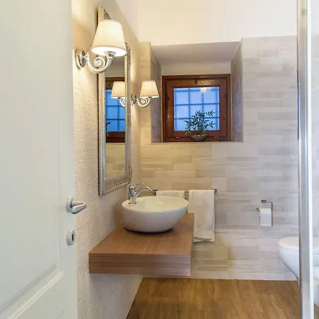 Affittacamere Residenza Le Colline Del Paradiso 4*